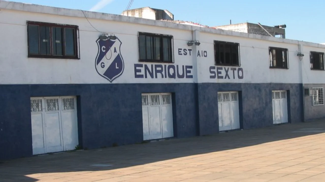 Un padre golpeó a un chico de 12 años en un partido del fútbol infantil