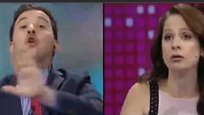 Periodista de Clarín quiso atacar a Brancatelli y recibió una furiosa respuesta Periodista de Clarín quiso atacar a Brancatelli y recibió una furiosa respuesta