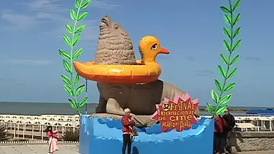 El pato inflable que le costó al INCAA 300 mil pesos El pato inflable que le costó al INCAA 300 mil pesos