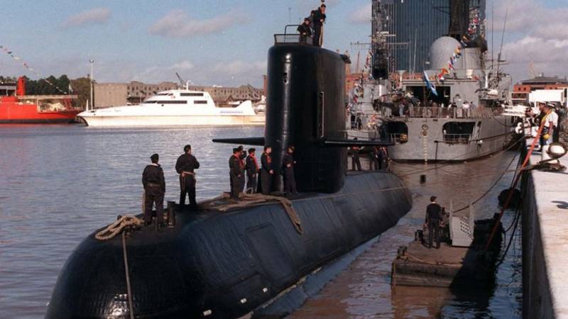 ARA San Juan: un suboficial dijo que captó un sonido que podría haber sido del submarino ARA San Juan: un suboficial dijo que captó un sonido que podría haber sido del submarino