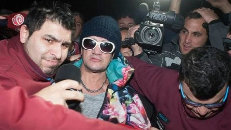 Dólares, jeringas y documentos: los hallazgos en el auto del Pity Álvarez