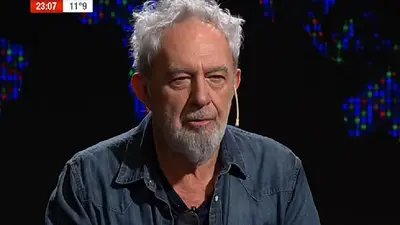 Lalo Mir a Dujovne, Sturzenegger y Peña: "¿Están mal del cerebro?" Lalo Mir a Dujovne, Sturzenegger y Peña: "¿Están mal del cerebro?"