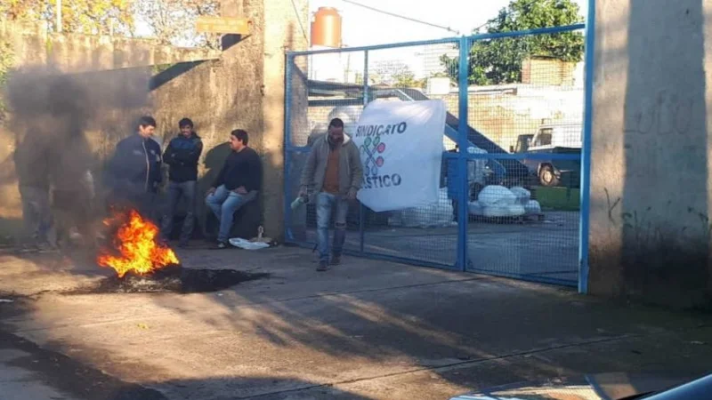 Crisis en una fábrica de Junín por la apertura de importaciones