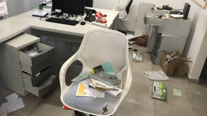 Tras el abandono del Gobierno, asaltaron una oficina de Télam
