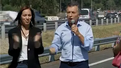 Pese al silencio de Clarín, un informe revela que las redes rompieron el blindaje sobre los aportantes truchos Pese al silencio de Clarín, un informe revela que las redes rompieron el blindaje sobre los aportantes truchos