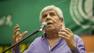 Moyano explosivo: "Este Gobierno es gorila y antiobrero" Moyano explosivo: "Este Gobierno es gorila y antiobrero"