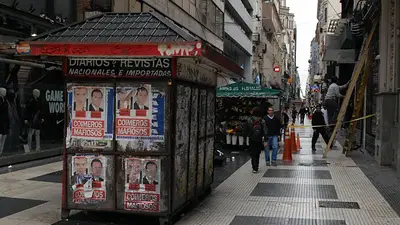 Por la caída de las ventas, canillitas podrán entregar paquetes y correspondencia Por la caída de las ventas, canillitas podrán entregar paquetes y correspondencia