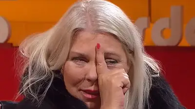 El desopilante mensaje de Carrió por el Día del Amigo que hizo estallar de burlas en las redes El desopilante mensaje de Carrió por el Día del Amigo que hizo estallar de burlas en las redes