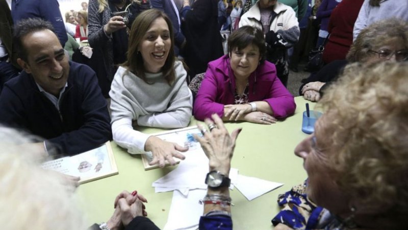 Tras 33 días de silencio, Ocaña se despegó de los aportantes truchos