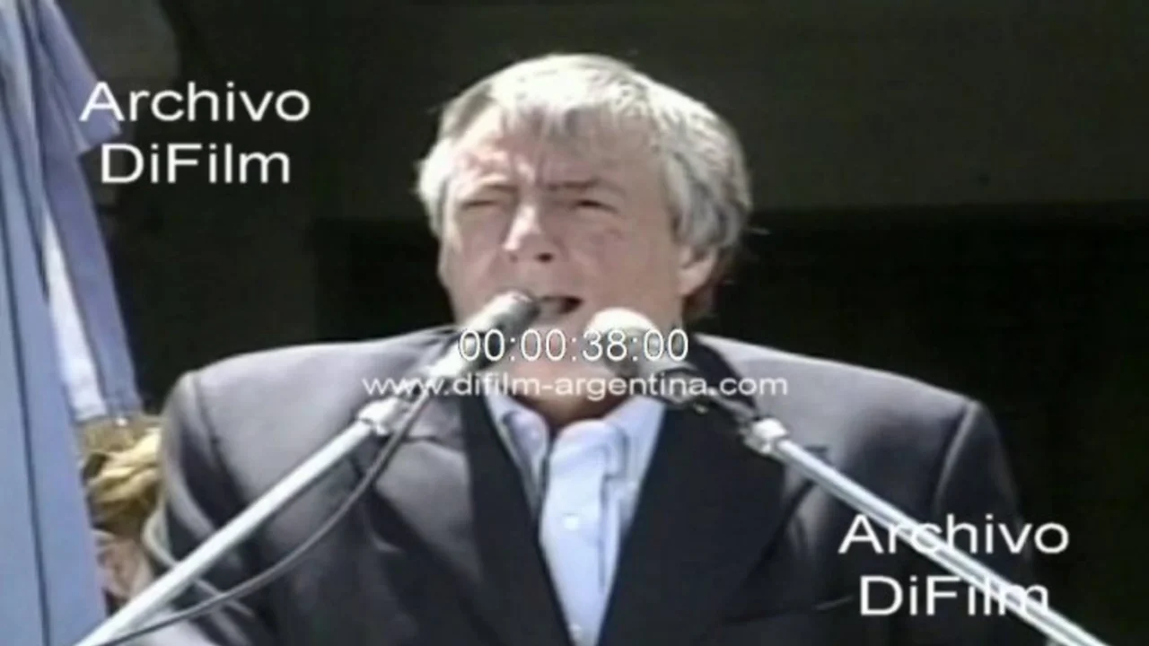 Archivo | El día en el que Néstor Kirchner dijo no tenerle miedo a las Fuerzas Armadas