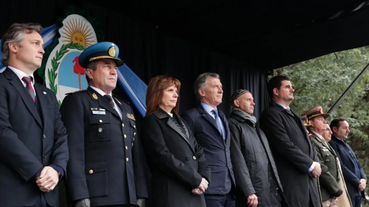 Para Bullrich: "No se puede condenar eternamente a las Fuerzas Armadas"