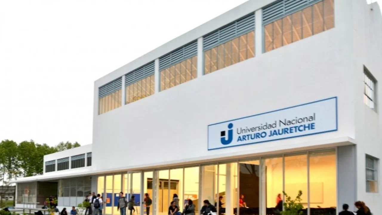 La peor cara del macrismo: corre peligro de cierre la Universidad Arturo Jauretche