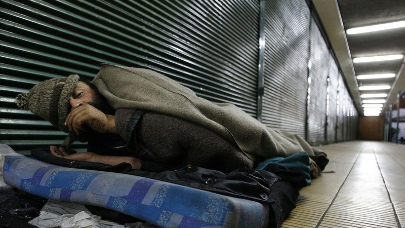 Cáritas pidió al Estado que "no sea indiferente" al frío y a las personas en situación de calle