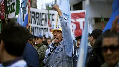 Crisis económica: un trabajador necesitaría un bono de $ 250.000 para recuperar todo lo perdido con Macri Crisis económica: un trabajador necesitaría un bono de $ 250.000 para recuperar todo lo perdido con Macri