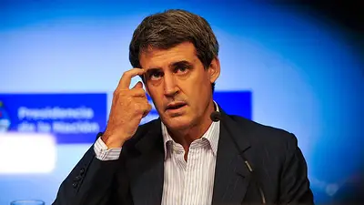 Para Prat Gay, "no es bueno que el dólar baje" Para Prat Gay, "no es bueno que el dólar baje"