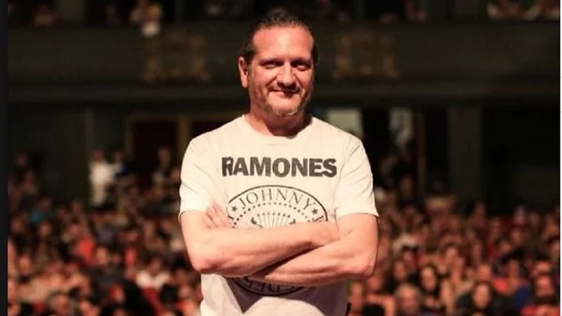 Dario Sztajnszrajber: “La militancia pone en jaque la mercantilización de las relaciones sociales”