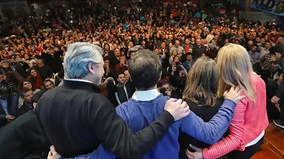 Elecciones 2019: Multitudinario acto en Mar del Plata de Kicillof junto a Alberto Fernández Elecciones 2019: Multitudinario acto en Mar del Plata de Kicillof junto a Alberto Fernández