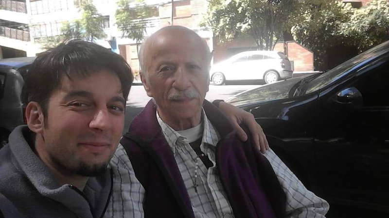 Gente en la calle: la emotiva historia de un abuelo que se volvió viral