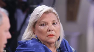 La delirante teoría de Carrió: hackeo y servicios rusos 