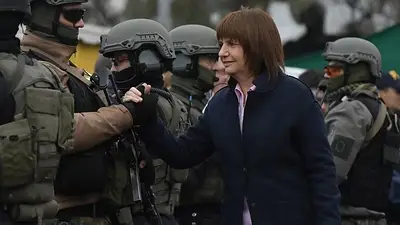 Elecciones 2019: la chicana de Patricia Bullrich contra Alberto Fernández y Cristina Kirchner Elecciones 2019: la chicana de Patricia Bullrich contra Alberto Fernández y Cristina Kirchner