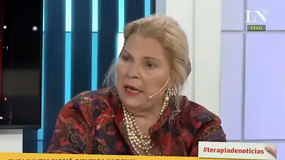 Elisa Carrió, molesta con los votantes: "¿Nunca se les ocurrió votarme a mí como presidenta?" Elisa Carrió, molesta con los votantes: "¿Nunca se les ocurrió votarme a mí como presidenta?"