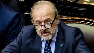 Eduardo Amadeo amenazó a movilero de C5N: "Te voy a dar una piña en 30 segundos" Eduardo Amadeo amenazó a movilero de C5N: "Te voy a dar una piña en 30 segundos"