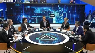 Animales Sueltos: Fantino habló en lenguaje inclusivo y desató la polémica con sus panelistas Animales Sueltos: Fantino habló en lenguaje inclusivo y desató la polémica con sus panelistas