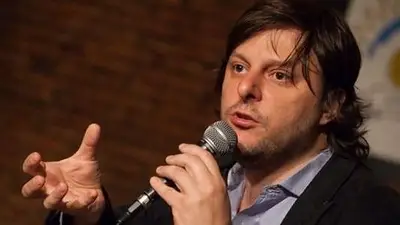 Leandro Santoro: "El Gobierno le da al mercado una sensación de pánico” Leandro Santoro: "El Gobierno le da al mercado una sensación de pánico”