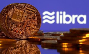 ¿Ahorrar en dólares o en la nueva moneda de Facebook? | Dilema