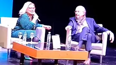 El sincericidio de Carrió que expone a los periodistas oficialistas El sincericidio de Carrió que expone a los periodistas oficialistas