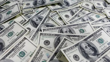El dólar cerró al borde de los $ 45, su máximo valor en más de un mes