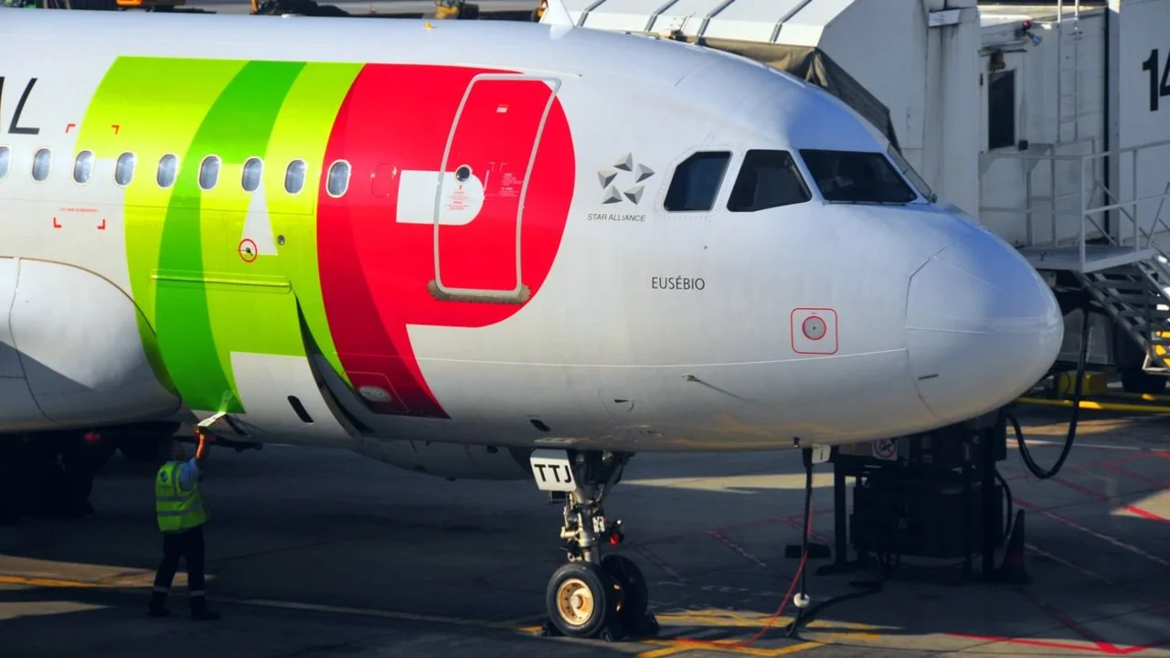 Crisis económica: Después de Alemania, Portugal estatiza su aerolínea por la pandemia