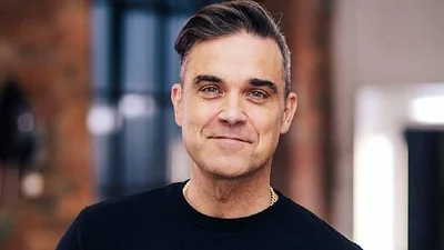 Robbie Williams recordó el día que quisieron decapitarlo con su esposa Robbie Williams recordó el día que quisieron decapitarlo con su esposa