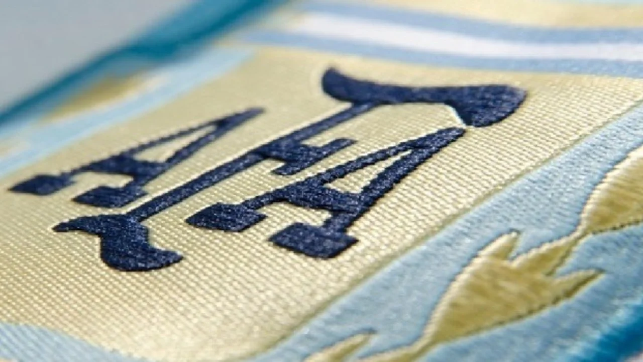 En plena pandemia, se conoció la nueva camiseta de la Selección Argentina