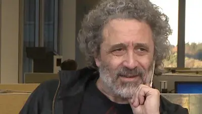 Abuso sexual: Oscar Righi, ex guitarrista de Bersuit, fue acusado por su hija Abuso sexual: Oscar Righi, ex guitarrista de Bersuit, fue acusado por su hija