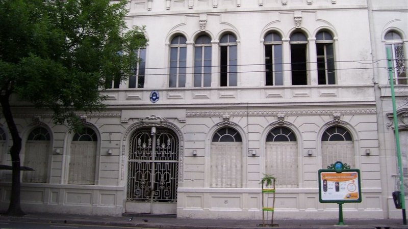 Anticuarentena: Psicológos salieron al cruce del decano de la Facultad en la UBA