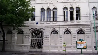 Anticuarentena: Psicológos salieron al cruce del decano de la Facultad en la UBA Anticuarentena: Psicológos salieron al cruce del decano de la Facultad en la UBA