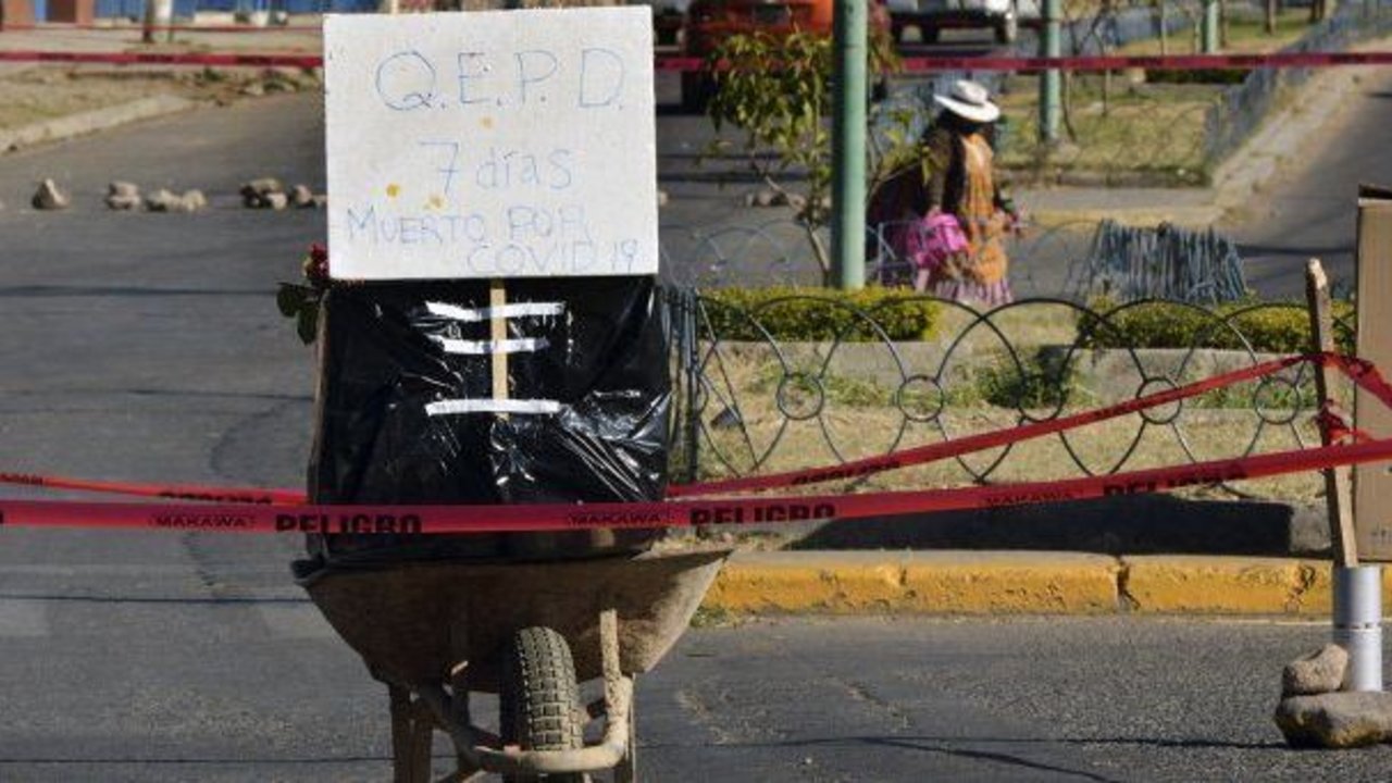 Bolivia: Cadáveres en las calles por el colapso del sistema sanitario