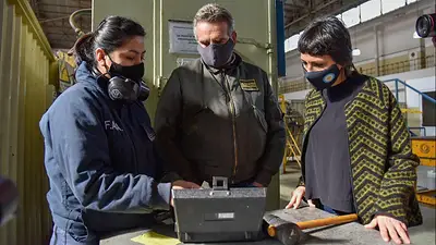 Mayra Mendoza y Agustín Rossi evaluaron la pandemia en Quilmes Mayra Mendoza y Agustín Rossi evaluaron la pandemia en Quilmes