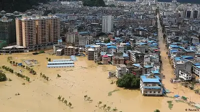China, del coronavirus a las inundaciones: 141 personas muertas o desaparecidas China, del coronavirus a las inundaciones: 141 personas muertas o desaparecidas