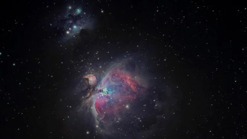 Encuentran un enorme muro con galaxias gigantescas