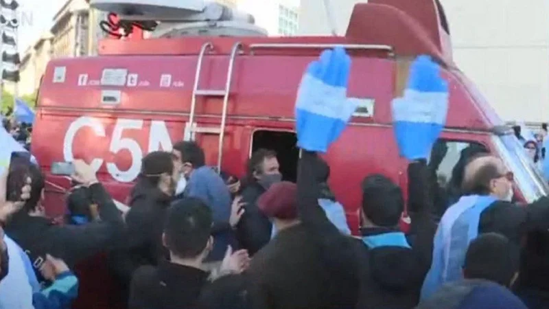Ataques a C5N: diputados del Frente de Todos piden ser parte de la causa