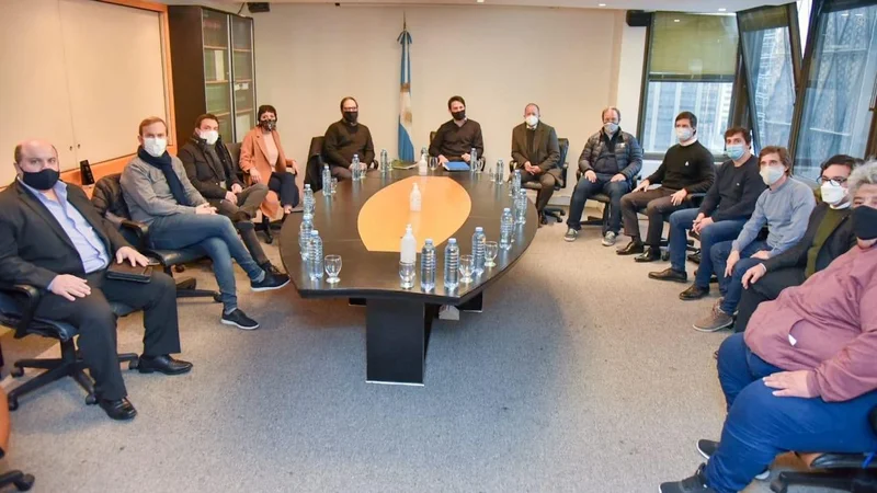 Por los cortes de luz en el conurbano, se conformará una mesa técnica con Edesur