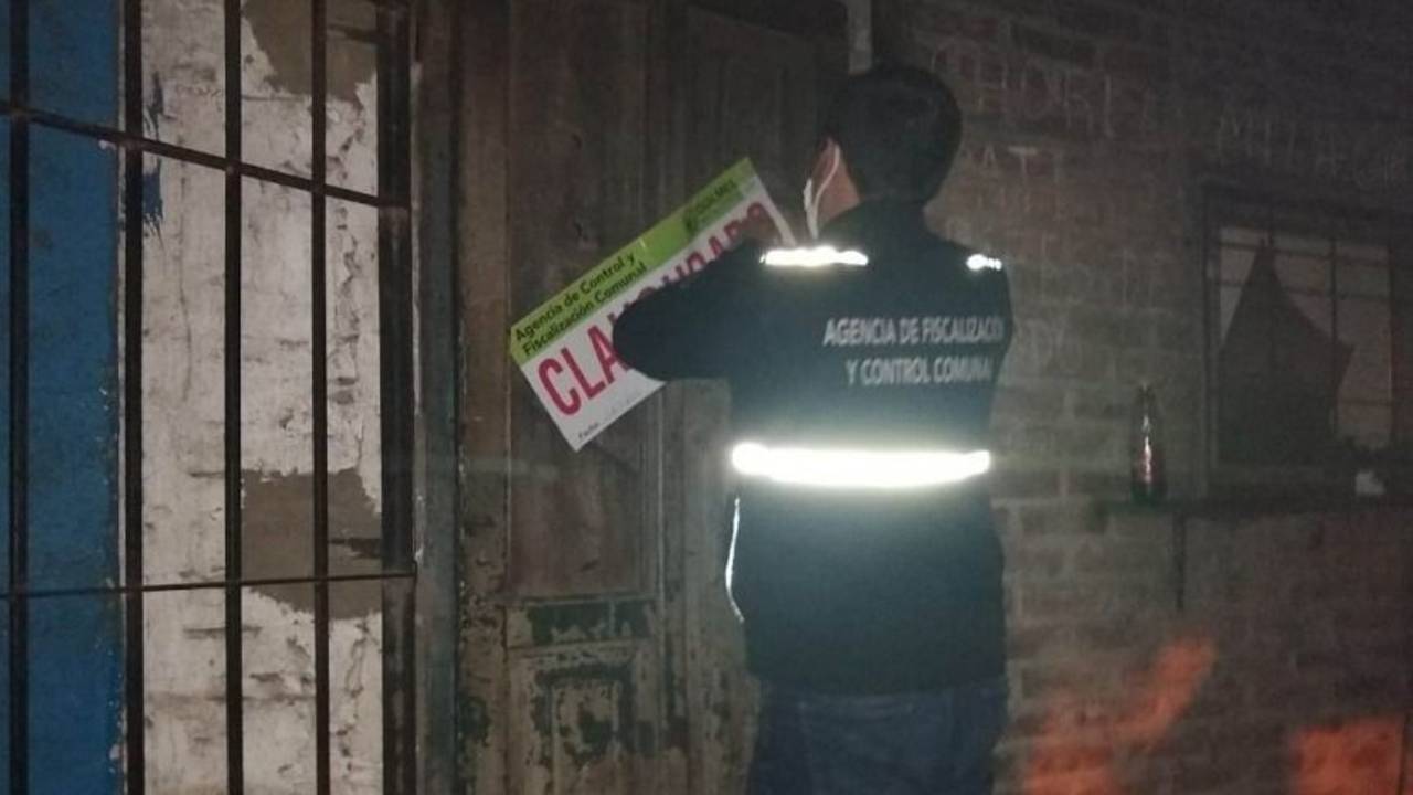 "Viuda negra" que le robó a famoso futbolista fue detenida en una fiesta anticuarentena