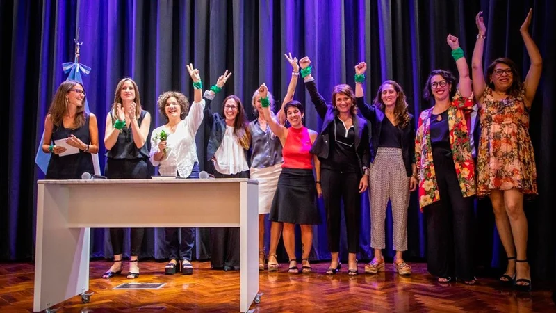 El Ministerio de las Mujeres, Géneros y Diversidad impulsará acciones para el control del uso de armas