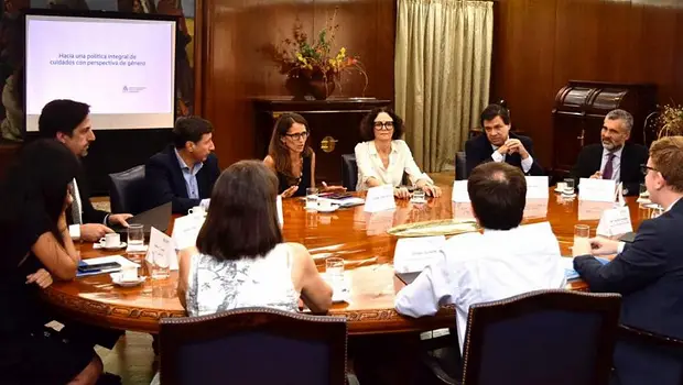 Avanza la categorización de tareas de cuidado como trabajo | Igualdad de género