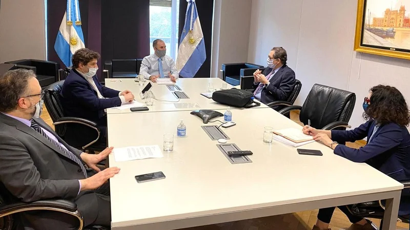 El gabinete económico debatió sobre el FMI y Presupuesto 2021