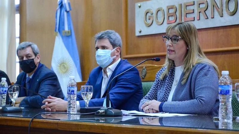 Uñac sobre la vuelta a clases: “El nivel de asistencia fue muy importante y eso que es voluntaria la presencia”