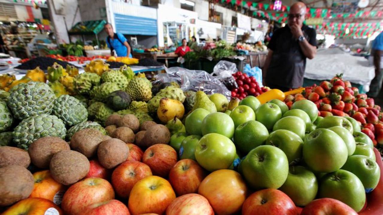 La AFIP extiende beneficios para productores de peras y manzanas
