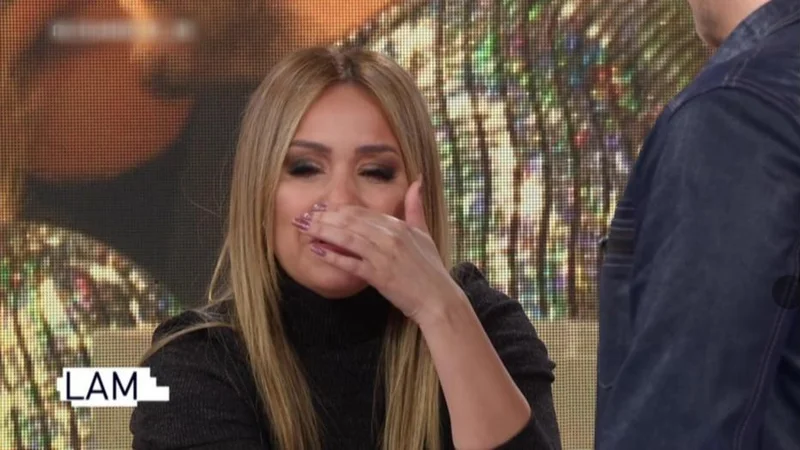 Karina la Princesita, llanto en LAM